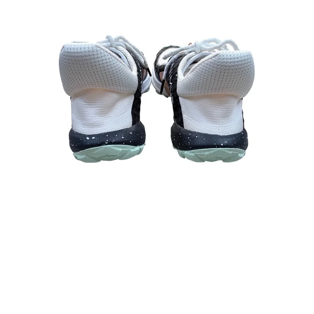 New Balance Minimus TR Mens 9 White Black Training Shoes MTM10CM1 Wide 2E